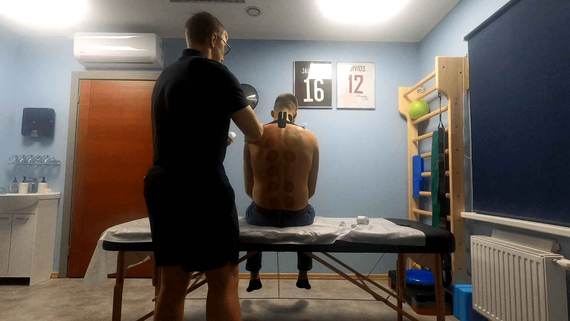 Kinezioloģiskā teipošana